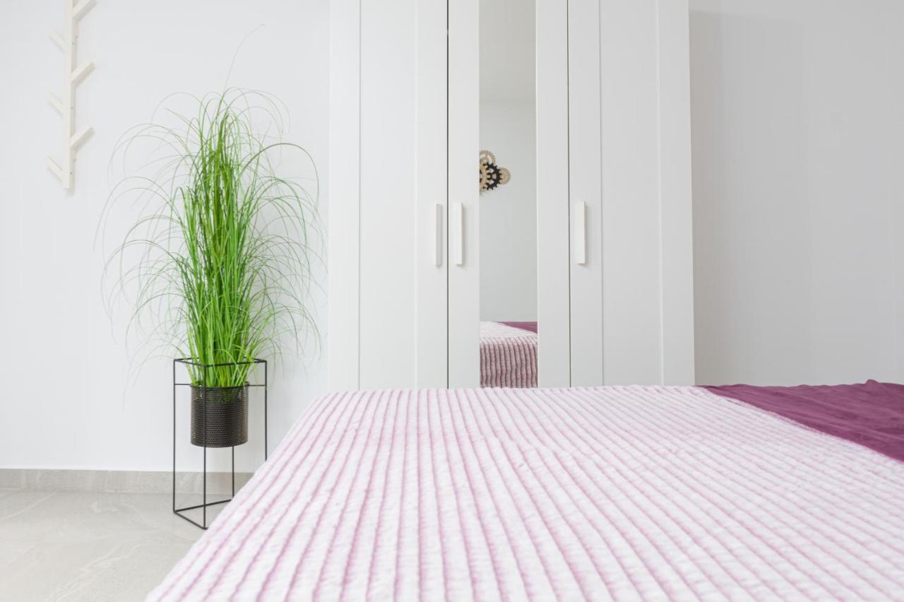 Studio Apartment Mali Medulin Exterior foto